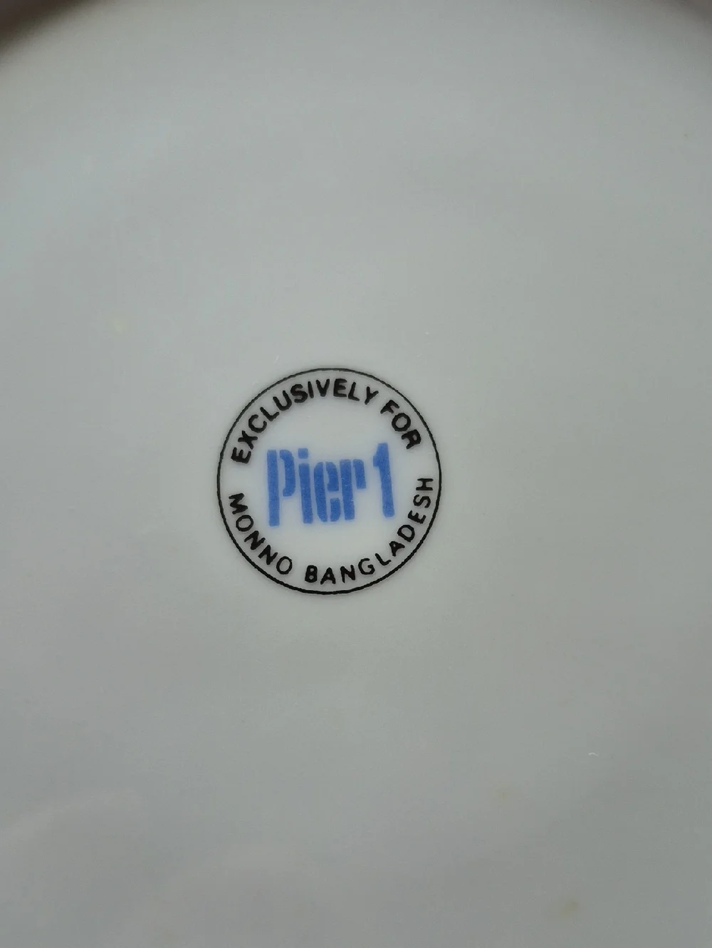 Pier 1 PER26 White Ceramic Bowls with Black Cutlery Border. Set Of 2